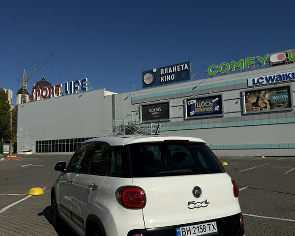 Белый Фиат 500L, объемом двигателя 1.3 л и пробегом 104 тыс. км за 9600 $, фото 18 на Automoto.ua