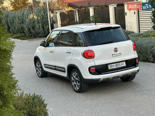Белый Фиат 500L, объемом двигателя 1.3 л и пробегом 176 тыс. км за 8900 $, фото 31 на Automoto.ua