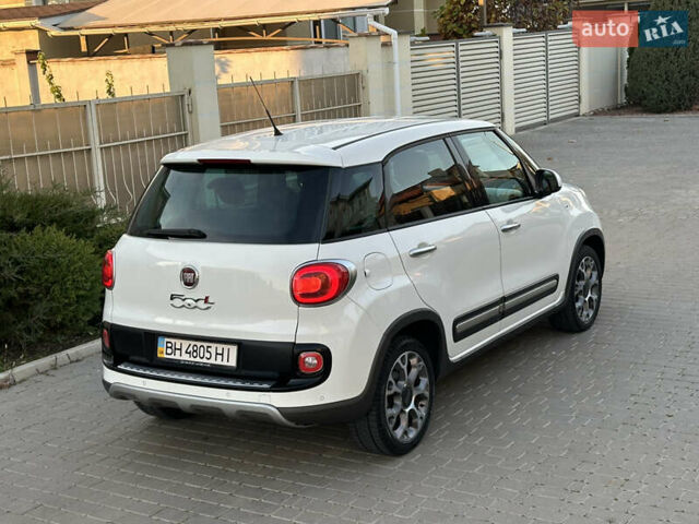 Белый Фиат 500L, объемом двигателя 1.3 л и пробегом 176 тыс. км за 8900 $, фото 29 на Automoto.ua