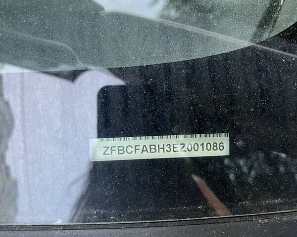 Белый Фиат 500L, объемом двигателя 1.4 л и пробегом 160 тыс. км за 8500 $, фото 2 на Automoto.ua