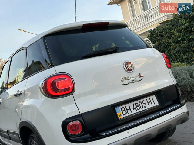 Белый Фиат 500L, объемом двигателя 1.3 л и пробегом 176 тыс. км за 8900 $, фото 11 на Automoto.ua