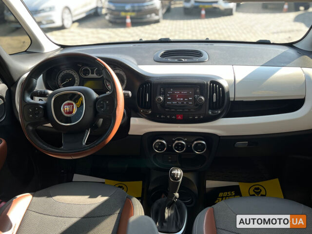 Белый Фиат 500L, объемом двигателя 1.2 л и пробегом 60 тыс. км за 10800 $, фото 20 на Automoto.ua