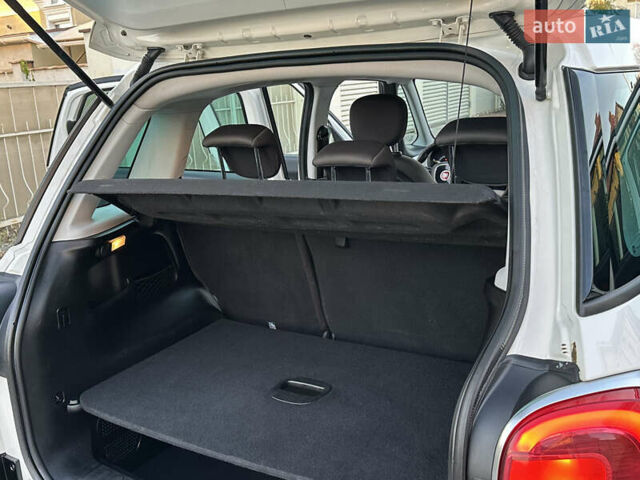 Белый Фиат 500L, объемом двигателя 1.3 л и пробегом 176 тыс. км за 8900 $, фото 54 на Automoto.ua