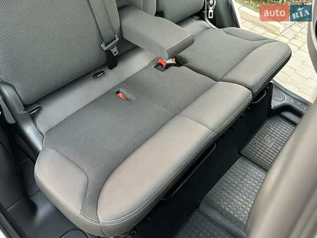 Белый Фиат 500L, объемом двигателя 1.3 л и пробегом 176 тыс. км за 8900 $, фото 47 на Automoto.ua