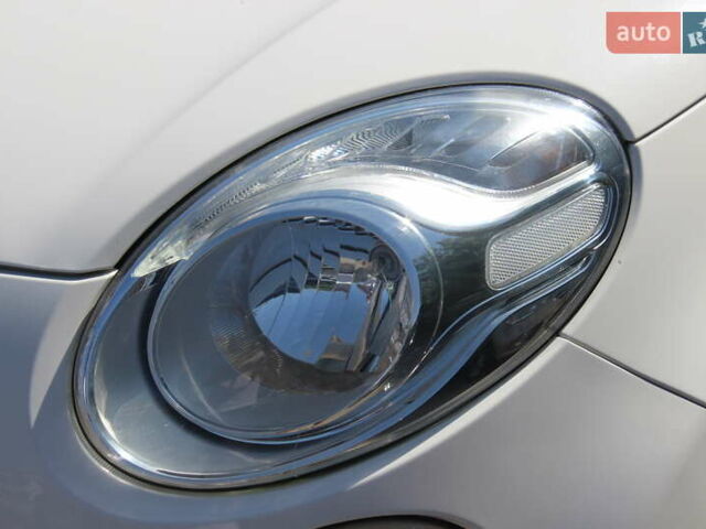 Белый Фиат 500L, объемом двигателя 1.3 л и пробегом 97 тыс. км за 9499 $, фото 12 на Automoto.ua