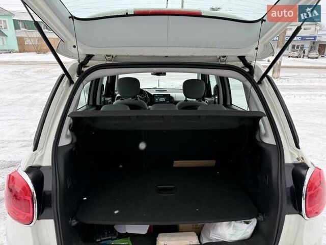 Білий Фіат 500L, об'ємом двигуна 1.25 л та пробігом 169 тис. км за 10500 $, фото 32 на Automoto.ua
