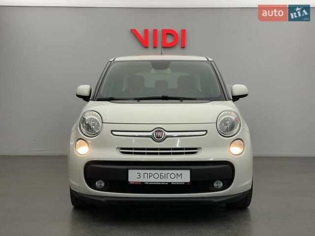 Белый Фиат 500L, объемом двигателя 1.2 л и пробегом 210 тыс. км за 8115 $, фото 4 на Automoto.ua