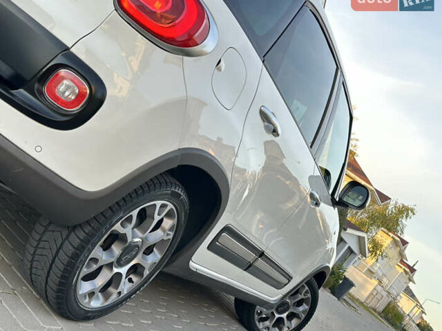 Белый Фиат 500L, объемом двигателя 1.3 л и пробегом 176 тыс. км за 8900 $, фото 20 на Automoto.ua