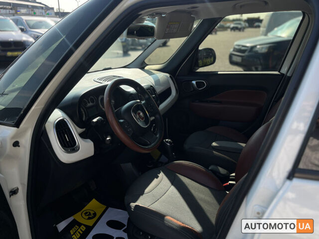Белый Фиат 500L, объемом двигателя 1.2 л и пробегом 60 тыс. км за 10800 $, фото 9 на Automoto.ua