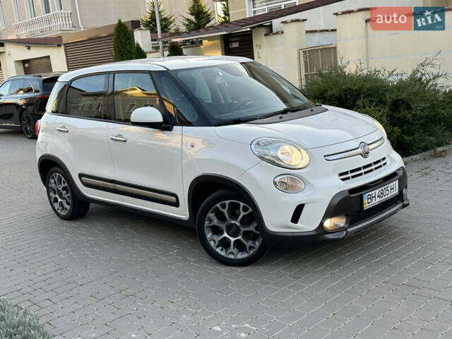 Белый Фиат 500L, объемом двигателя 1.3 л и пробегом 176 тыс. км за 8900 $, фото 15 на Automoto.ua