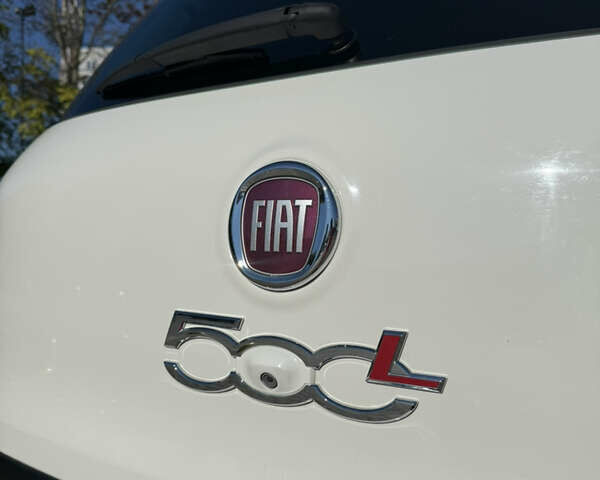 Белый Фиат 500L, объемом двигателя 1.3 л и пробегом 104 тыс. км за 9600 $, фото 33 на Automoto.ua