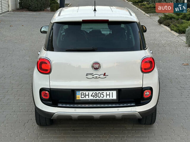 Белый Фиат 500L, объемом двигателя 1.3 л и пробегом 176 тыс. км за 8900 $, фото 30 на Automoto.ua