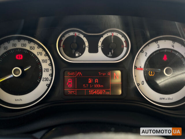 Белый Фиат 500L, объемом двигателя 1.2 л и пробегом 60 тыс. км за 10800 $, фото 11 на Automoto.ua