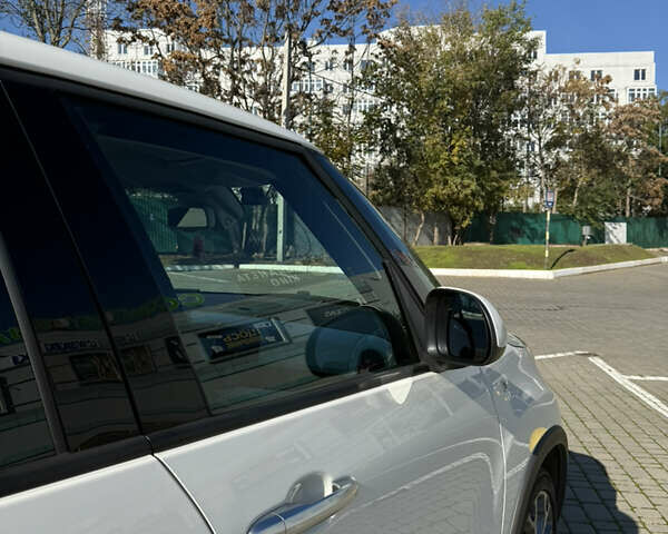 Белый Фиат 500L, объемом двигателя 1.3 л и пробегом 104 тыс. км за 9600 $, фото 29 на Automoto.ua