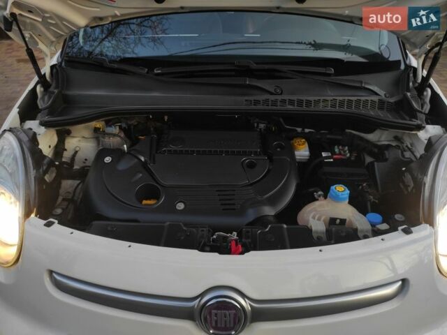 Белый Фиат 500L, объемом двигателя 1.25 л и пробегом 178 тыс. км за 7999 $, фото 41 на Automoto.ua