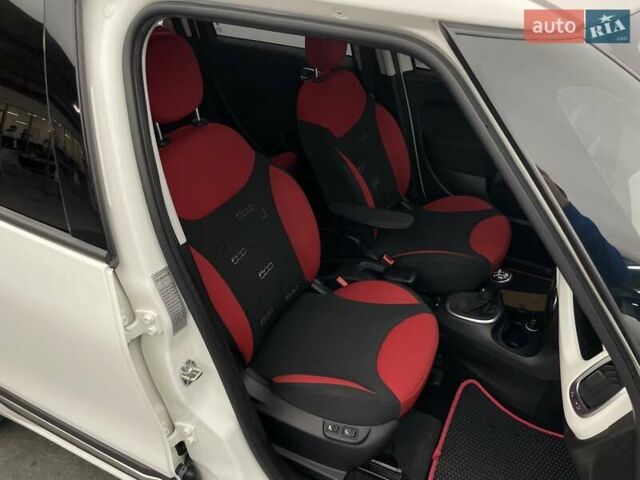 Белый Фиат 500L, объемом двигателя 1.2 л и пробегом 210 тыс. км за 8115 $, фото 17 на Automoto.ua