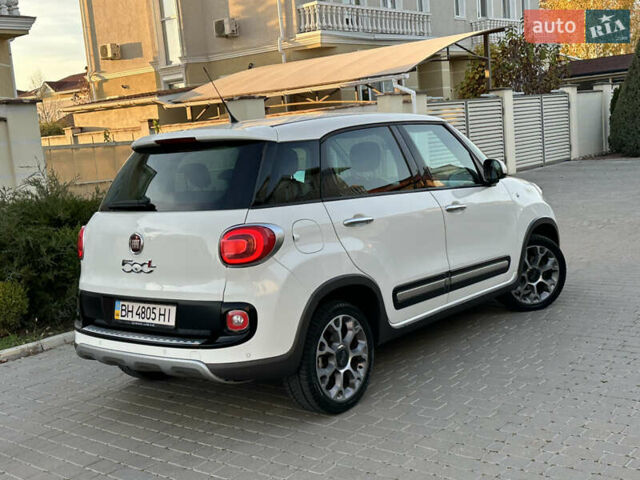 Белый Фиат 500L, объемом двигателя 1.3 л и пробегом 176 тыс. км за 8900 $, фото 17 на Automoto.ua