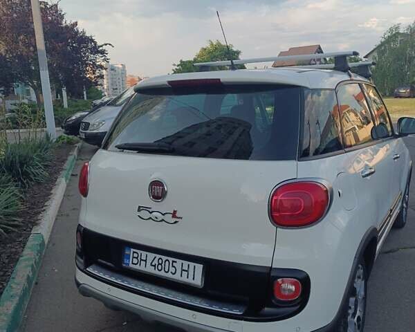Білий Фіат 500L, об'ємом двигуна 1.3 л та пробігом 174 тис. км за 8000 $, фото 6 на Automoto.ua