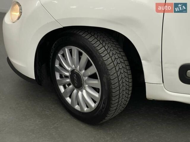 Белый Фиат 500L, объемом двигателя 1.2 л и пробегом 210 тыс. км за 8115 $, фото 7 на Automoto.ua