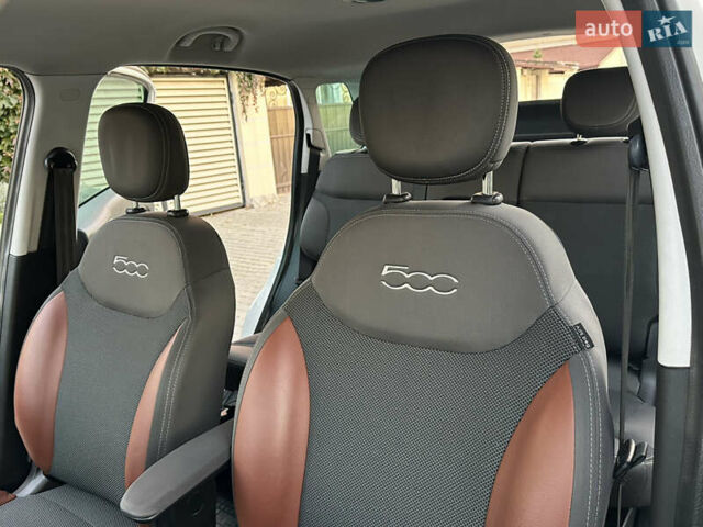 Белый Фиат 500L, объемом двигателя 1.3 л и пробегом 176 тыс. км за 8900 $, фото 71 на Automoto.ua