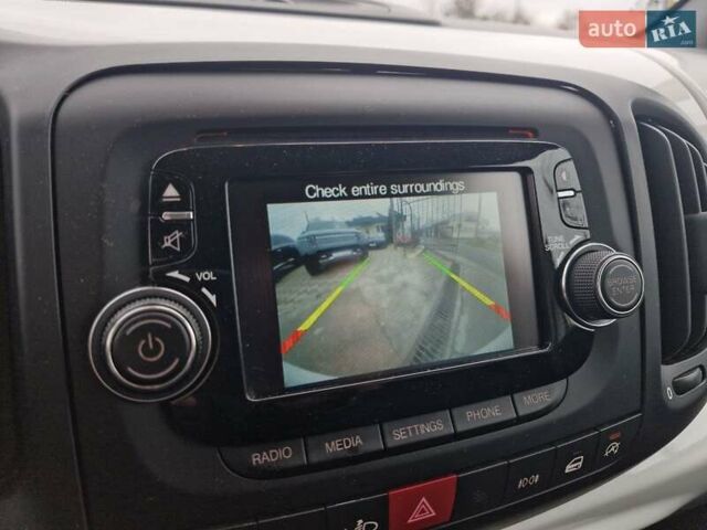 Белый Фиат 500L, объемом двигателя 1.3 л и пробегом 135 тыс. км за 8599 $, фото 23 на Automoto.ua