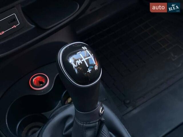 Белый Фиат 500L, объемом двигателя 1.25 л и пробегом 53 тыс. км за 10990 $, фото 32 на Automoto.ua