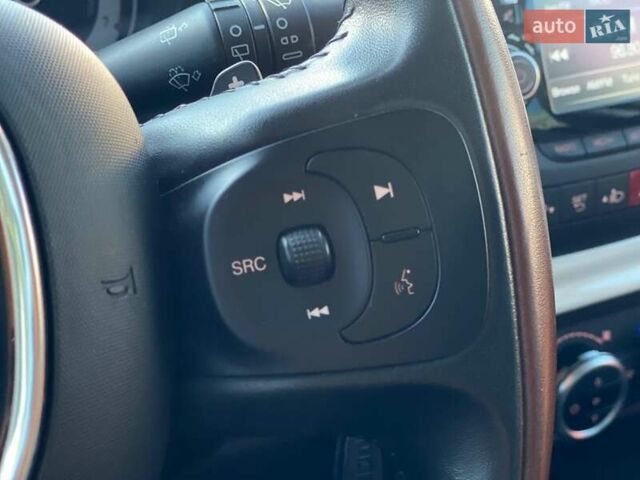 Белый Фиат 500L, объемом двигателя 1.25 л и пробегом 53 тыс. км за 10500 $, фото 29 на Automoto.ua