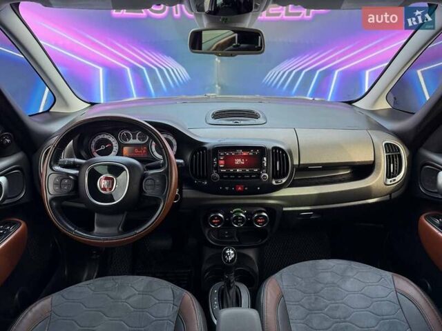 Белый Фиат 500L, объемом двигателя 1.37 л и пробегом 124 тыс. км за 9299 $, фото 7 на Automoto.ua