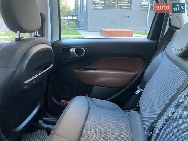 Белый Фиат 500L, объемом двигателя 1.2 л и пробегом 84 тыс. км за 10000 $, фото 6 на Automoto.ua