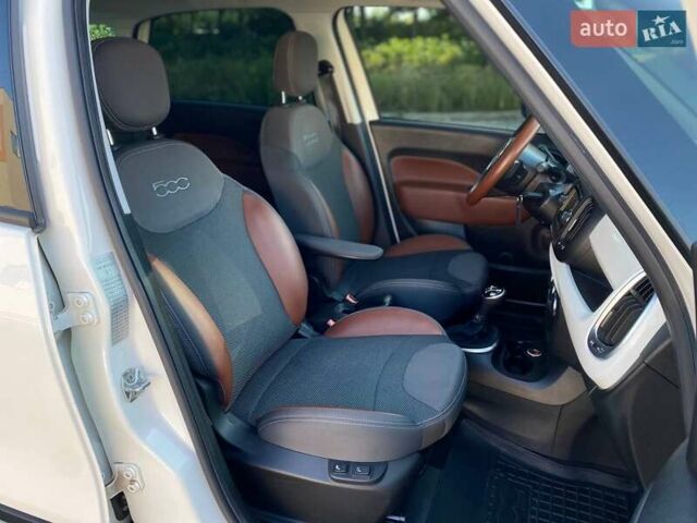 Фиат 500L 2015 в Киеве на Automoto.ua Белый Фиат 500L, объемом двигателя 1.25 л и пробегом 53 тыс. км за 10990 $, фото 23 на Automoto.ua