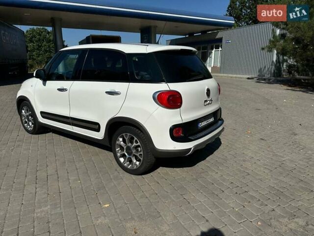 Білий Фіат 500L, об'ємом двигуна 1.25 л та пробігом 87 тис. км за 10500 $, фото 4 на Automoto.ua