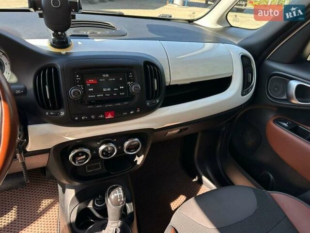Білий Фіат 500L, об'ємом двигуна 1.25 л та пробігом 87 тис. км за 10500 $, фото 20 на Automoto.ua