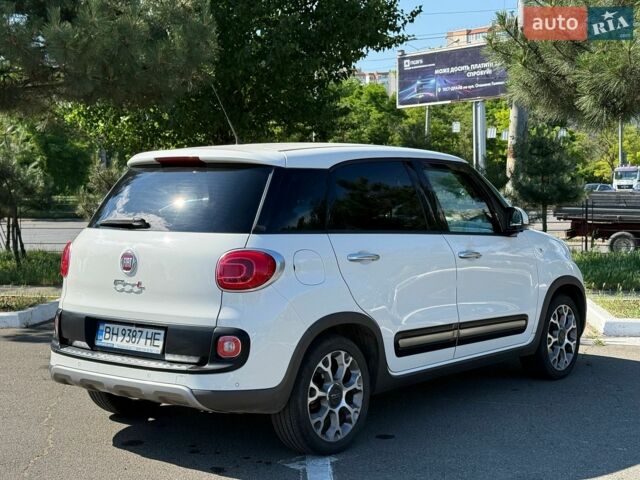 Белый Фиат 500L, объемом двигателя 1.3 л и пробегом 130 тыс. км за 11800 $, фото 14 на Automoto.ua