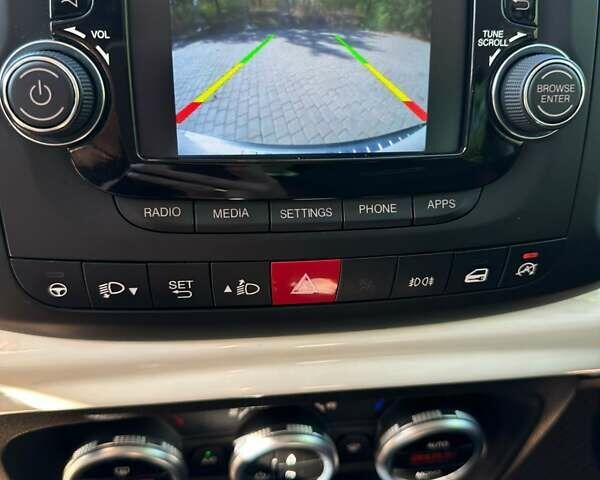Білий Фіат 500L, об'ємом двигуна 1.25 л та пробігом 87 тис. км за 10500 $, фото 18 на Automoto.ua
