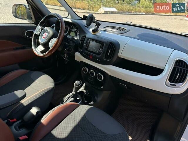 Білий Фіат 500L, об'ємом двигуна 1.25 л та пробігом 87 тис. км за 10500 $, фото 21 на Automoto.ua