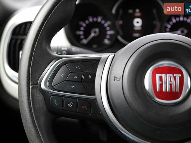 Белый Фиат 500L, объемом двигателя 1.37 л и пробегом 47 тыс. км за 12900 $, фото 20 на Automoto.ua
