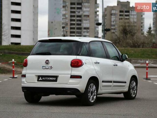 Белый Фиат 500L, объемом двигателя 1.37 л и пробегом 47 тыс. км за 12900 $, фото 3 на Automoto.ua