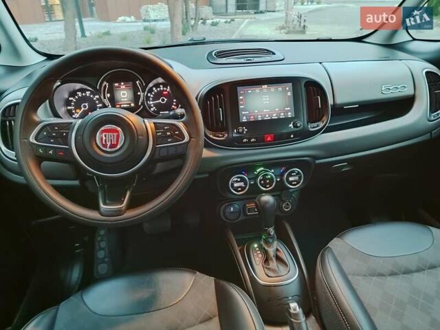 Белый Фиат 500L, объемом двигателя 1.4 л и пробегом 47 тыс. км за 12600 $, фото 15 на Automoto.ua