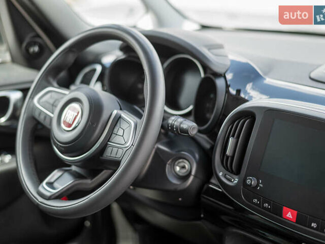 Фиат 500L 2018 в Ровно на Automoto.ua Белый Фиат 500L, объемом двигателя 0 л и пробегом 151 тыс. км за 9900 $, фото 21 на Automoto.ua