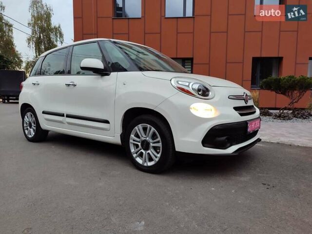 Белый Фиат 500L, объемом двигателя 1.4 л и пробегом 47 тыс. км за 12600 $, фото 27 на Automoto.ua