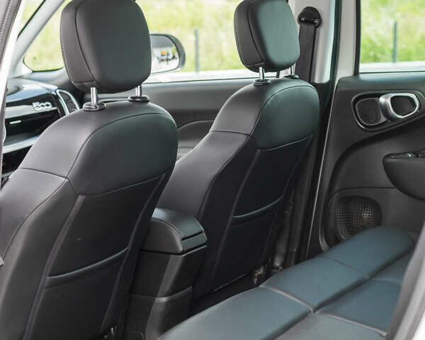 Фиат 500L 2018 в Ровно на Automoto.ua Белый Фиат 500L, объемом двигателя 0 л и пробегом 151 тыс. км за 9900 $, фото 32 на Automoto.ua