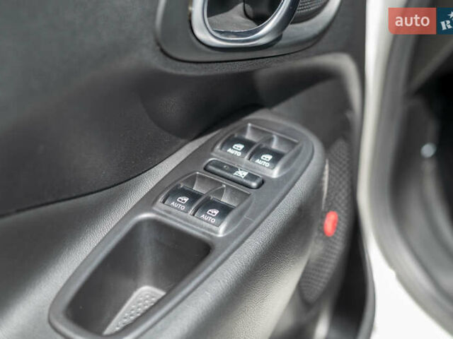 Фиат 500L 2018 в Ровно на Automoto.ua Белый Фиат 500L, объемом двигателя 0 л и пробегом 151 тыс. км за 9900 $, фото 11 на Automoto.ua