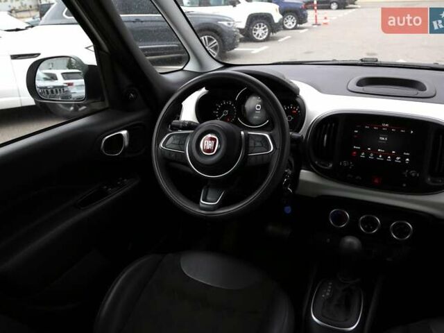 Белый Фиат 500L, объемом двигателя 1.37 л и пробегом 47 тыс. км за 12900 $, фото 10 на Automoto.ua