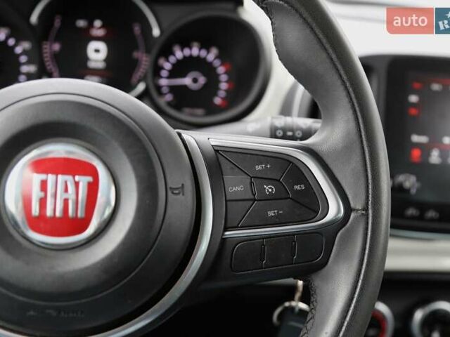 Белый Фиат 500L, объемом двигателя 1.37 л и пробегом 47 тыс. км за 12900 $, фото 21 на Automoto.ua