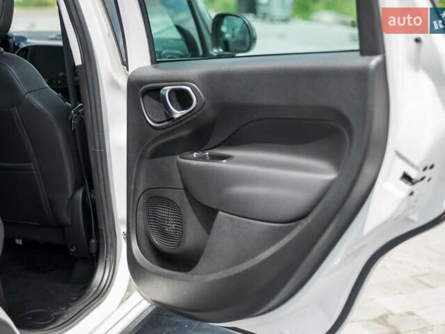 Фиат 500L 2018 в Ровно на Automoto.ua Белый Фиат 500L, объемом двигателя 0 л и пробегом 151 тыс. км за 9900 $, фото 28 на Automoto.ua