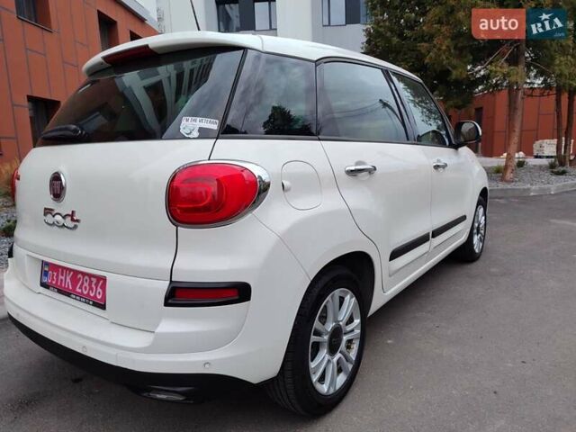 Белый Фиат 500L, объемом двигателя 1.4 л и пробегом 47 тыс. км за 12600 $, фото 26 на Automoto.ua