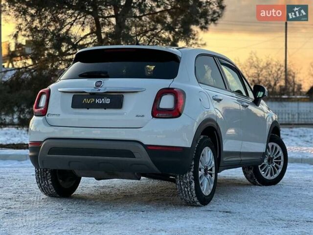 Белый Фиат 500L, объемом двигателя 1.3 л и пробегом 83 тыс. км за 14950 $, фото 22 на Automoto.ua