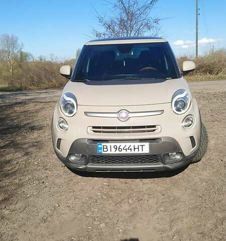 Бежевый Фиат 500L, объемом двигателя 1.37 л и пробегом 140 тыс. км за 8900 $, фото 4 на Automoto.ua