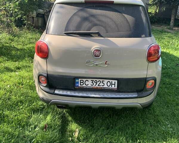 Бежевый Фиат 500L, объемом двигателя 1.37 л и пробегом 71 тыс. км за 9000 $, фото 1 на Automoto.ua