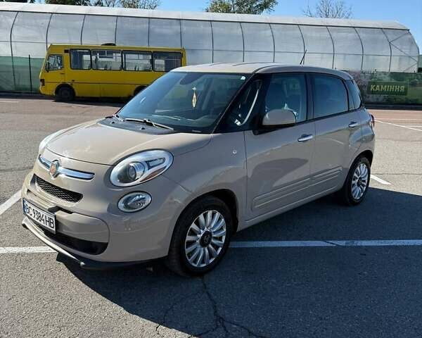 Бежевый Фиат 500L, объемом двигателя 1.4 л и пробегом 100 тыс. км за 10000 $, фото 7 на Automoto.ua